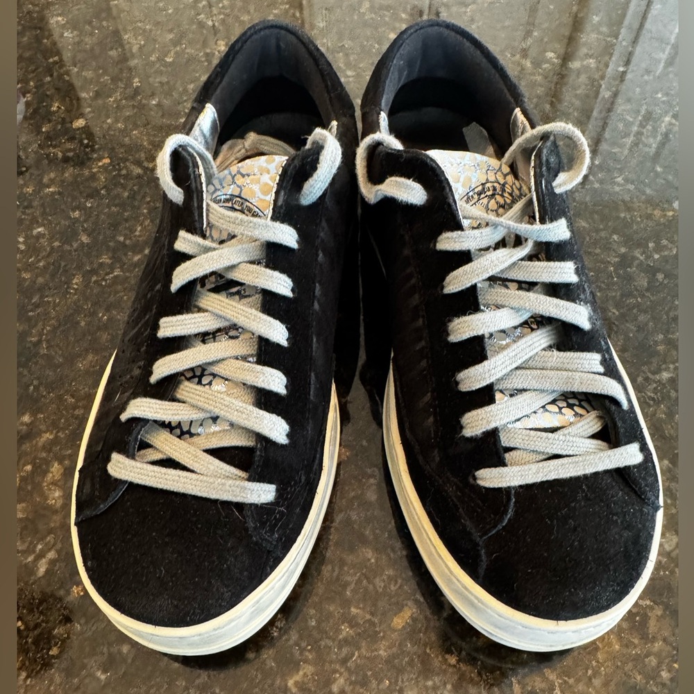 P448 Zebra Iridescent Low-Top Sneakers EU 36